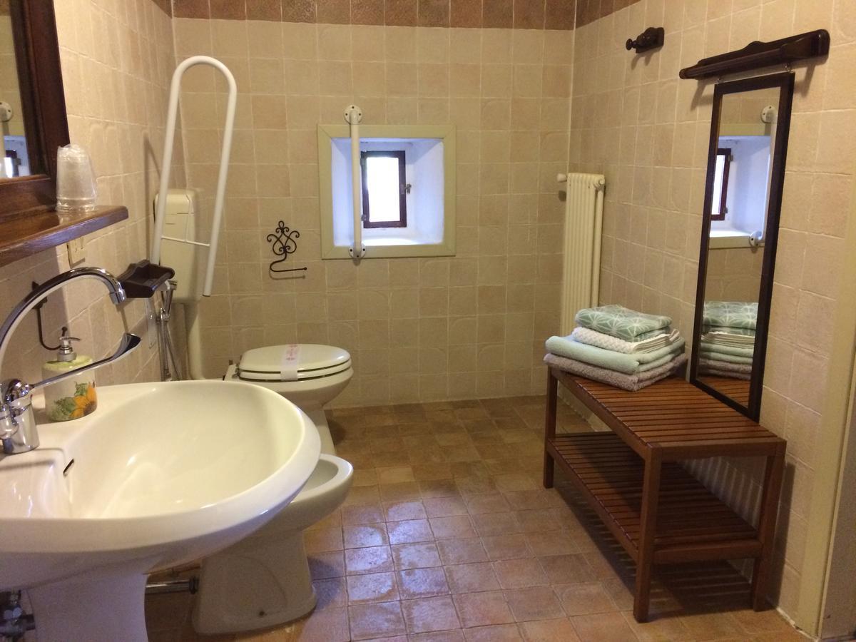 Agriturismo Il Pettirosso Pension Forlì Buitenkant foto